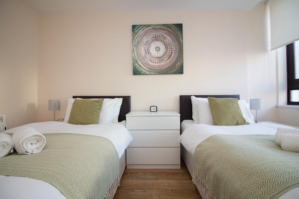 Castle Point Apartments Southampton Premier Lodge Εξωτερικό φωτογραφία