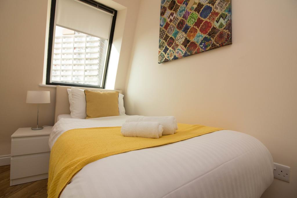 Castle Point Apartments Southampton Premier Lodge Εξωτερικό φωτογραφία